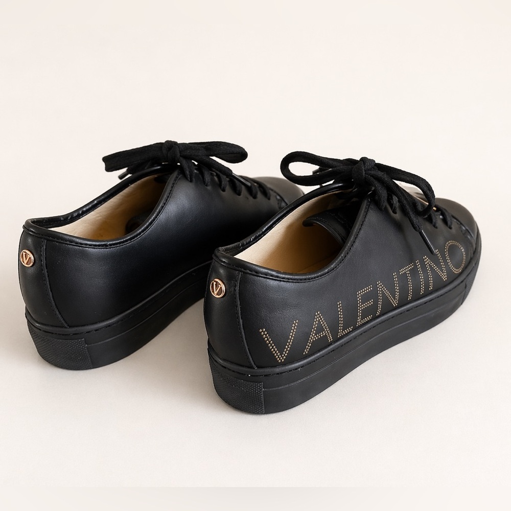 Valentino Garavani Black Leather Sneakers Logo Stud Size 8B Luxury Low Top